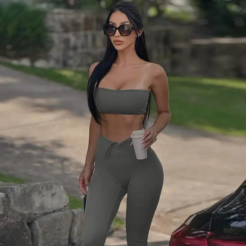 Conjunto de Top Tubo SlimFit - Conjunto de Ropa Elegante y Versátil