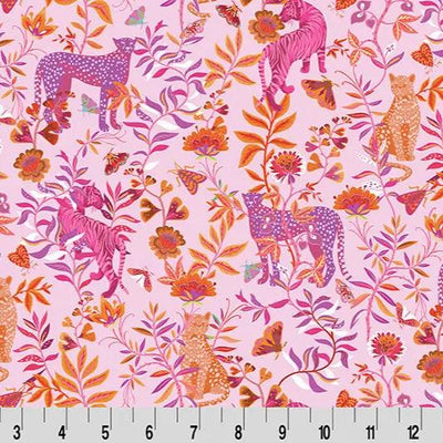 Tela de Cuddle Rosa Wanderlust Big Cats para Acolchar por Yarda