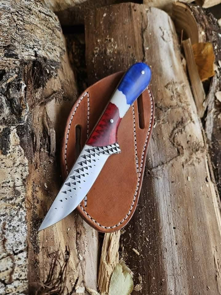 Premium Handcrafted Western Knives – Rugged Rasp Blade & Unique Resin Handle - Korvel