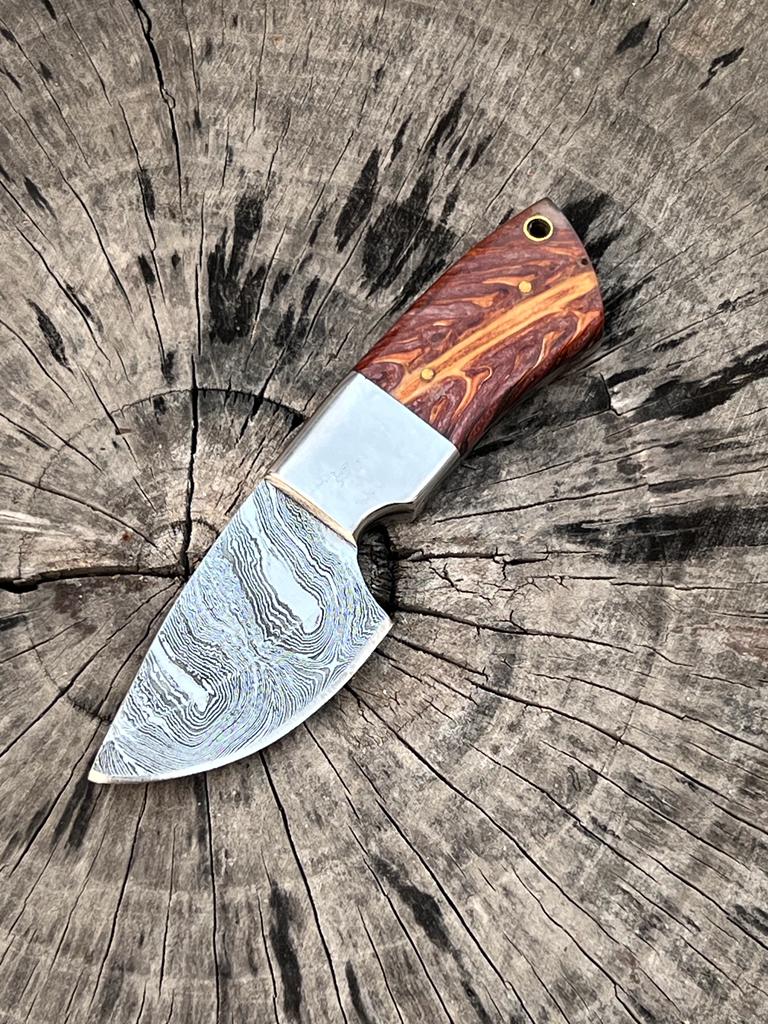 Premium Custom Damascus Steel Skinning Knife with Epoxy Pine Cone Handle - Korvel
