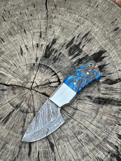 Premium Custom Damascus Steel Skinning Knife with Epoxy Pine Cone Handle - Korvel