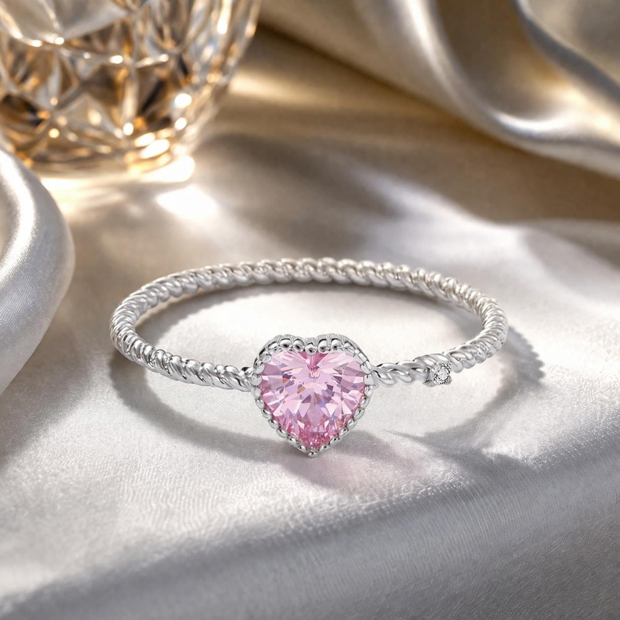 Anillo de CZ de platino chapado en plata esterlina 925 elegante para mujeres - Talla 9.0