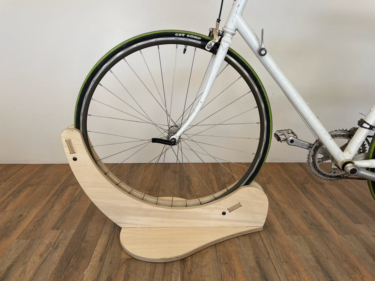El soporte para bicicletas Wheelie - Solución de almacenamiento premium