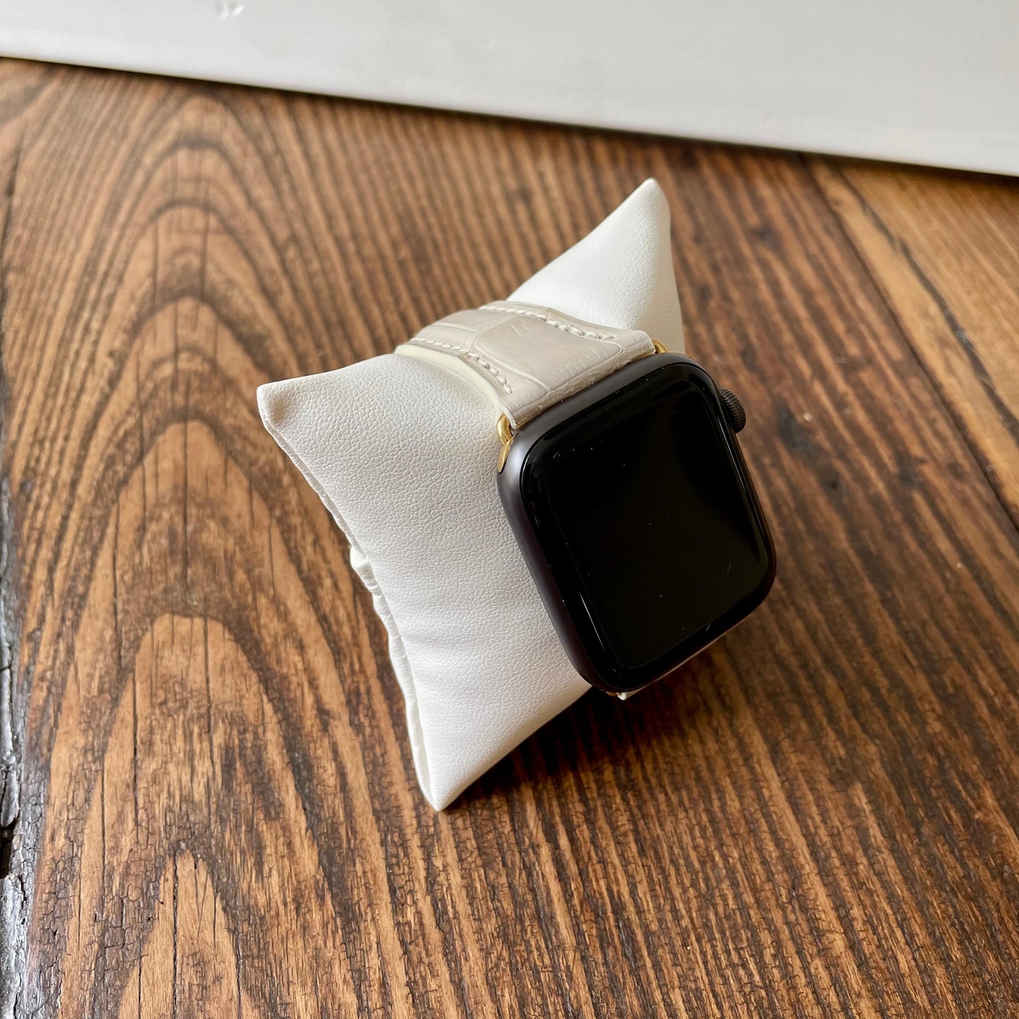 Bracelet Apple Watch en alligator mat blanc os