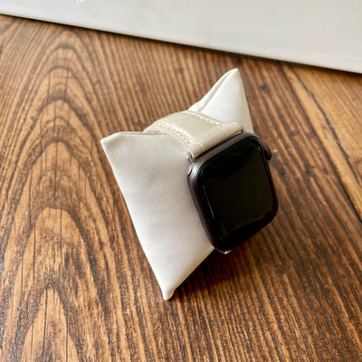 White Pearl Alligator Apple Watch Band