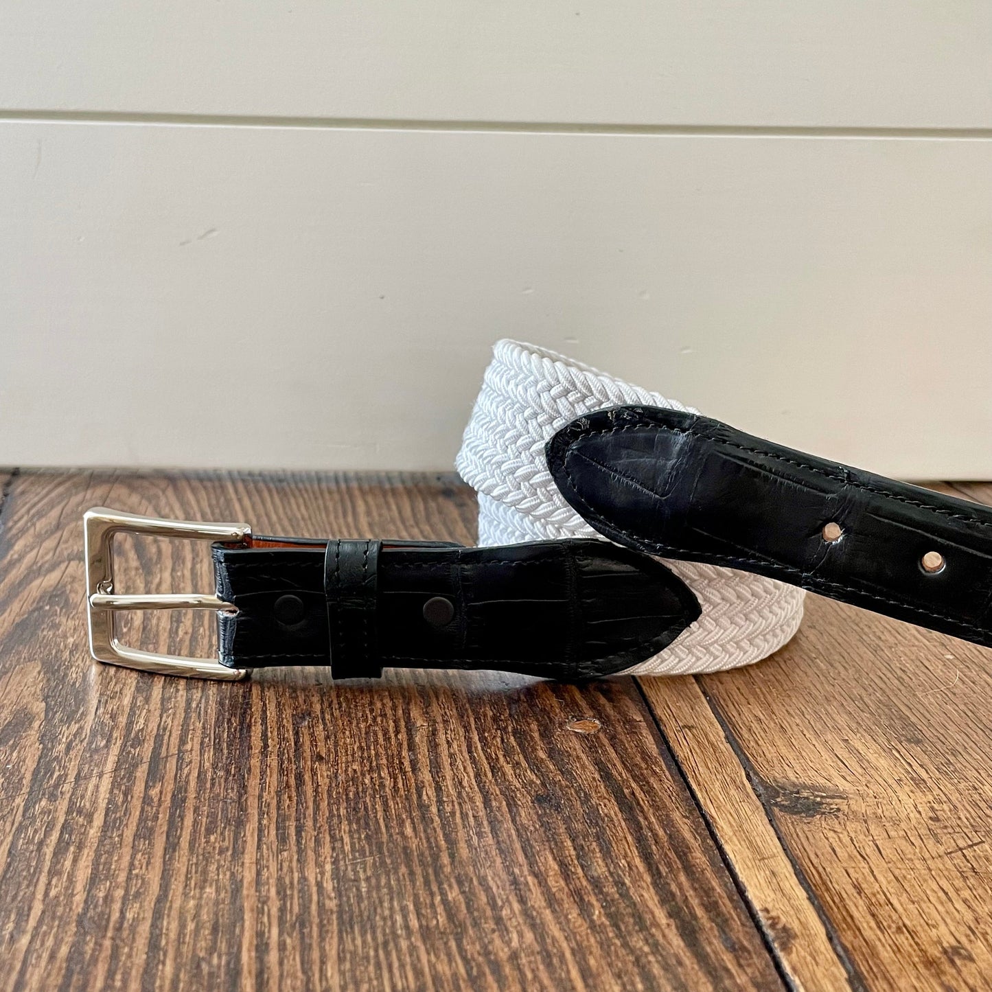 The Stretch Belt in White