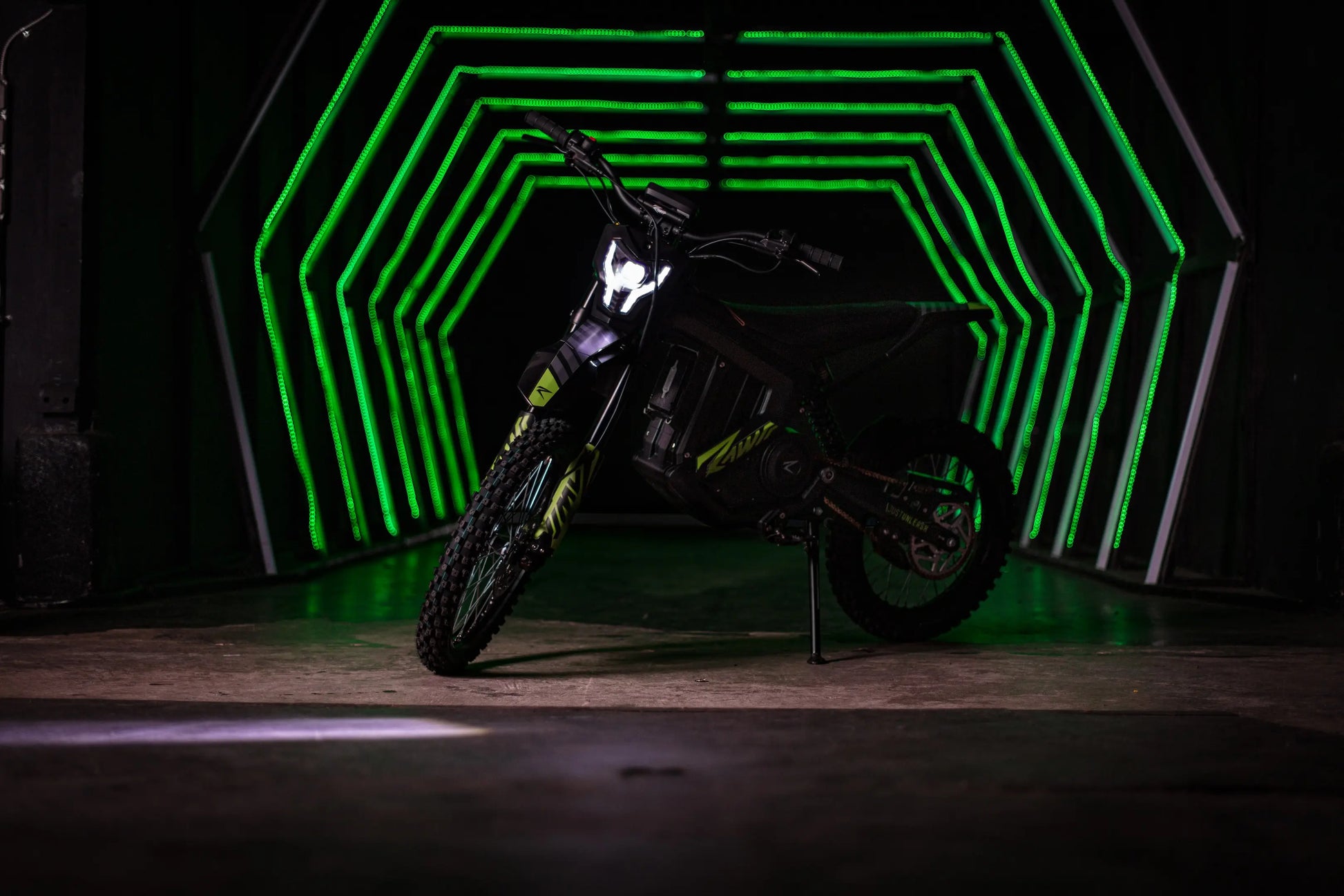 Rawrr Mantis X 72V Electric Dirt Bike - Korvel