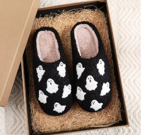Zapatillas de Algodón Fantasma de Halloween para una Comodidad Acogedora