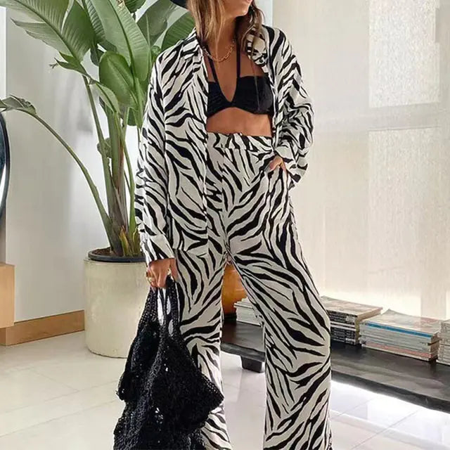 Conjunto de Pantalones de Rayas Sueltos Elegantes con Top de Manga Larga