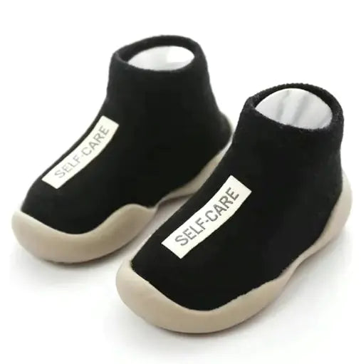 Chaussures pour bébés à semelle souple antidérapante pour les premiers pas