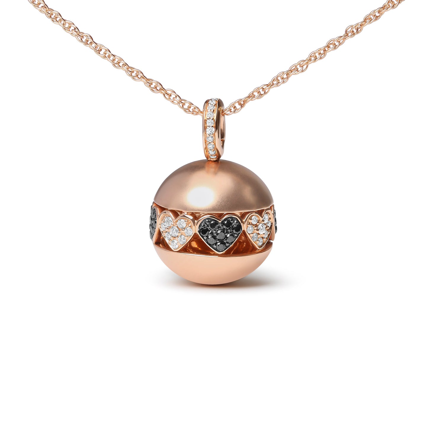 Collar con colgante de corazón de diamantes en negro y blanco de oro rosa de 18 quilates