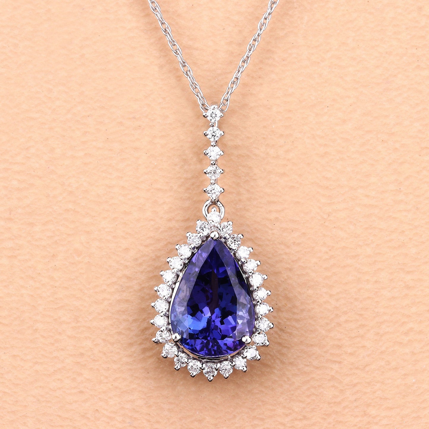 Pendentif en Tanzanite et Diamant Blanc de 3,05 Carats en Or Blanc 14K