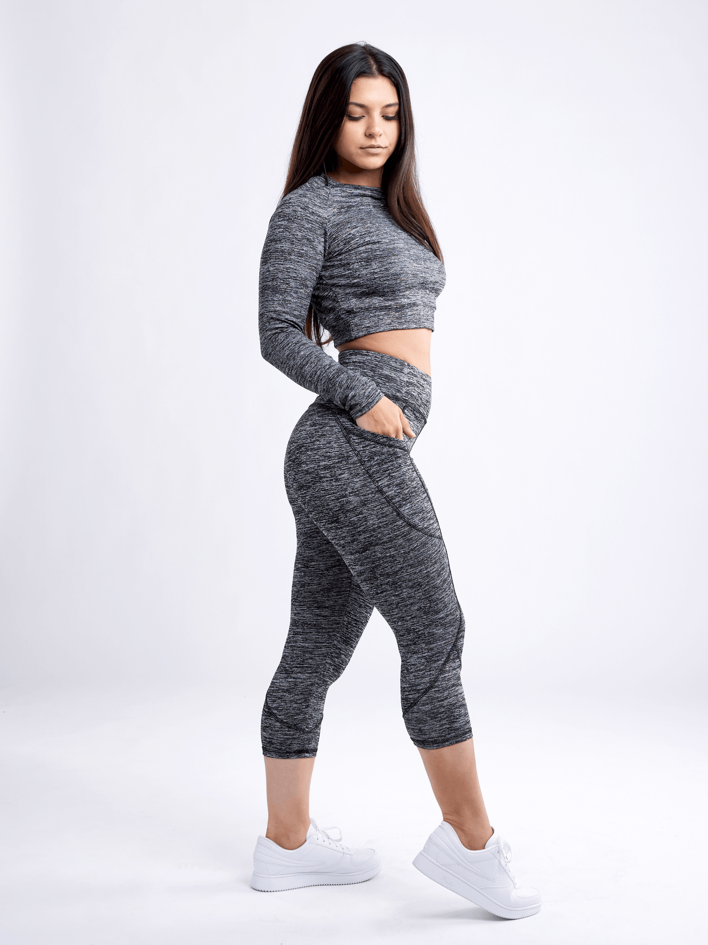 JupiterGear Mid-Rise Capri Fitness Leggings with Pockets