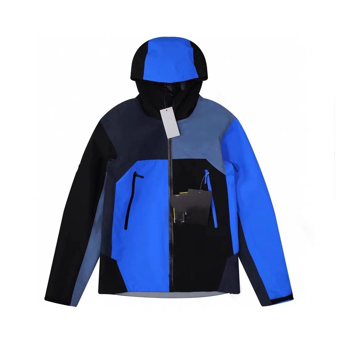 Chaqueta de Shell con Cuello Alto de Nylon con Costuras