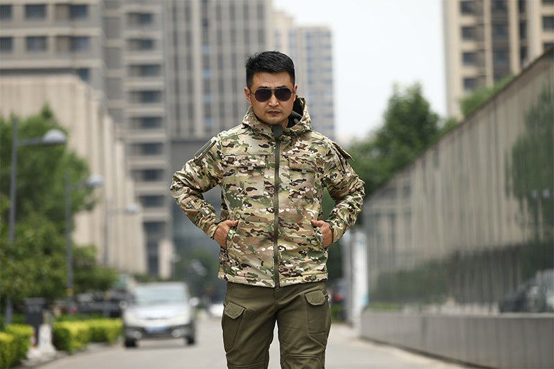 Camouflage Shell Jacket for Outdoor Sports