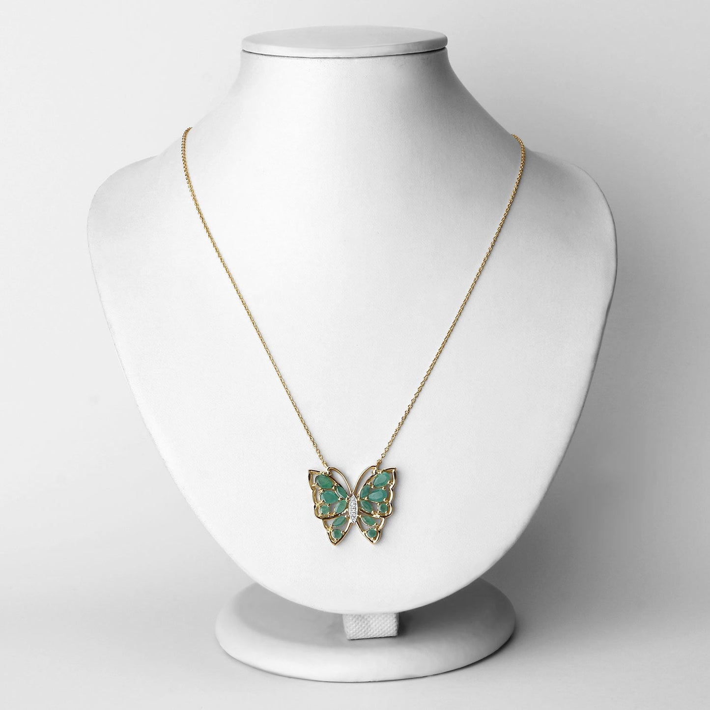 Collar de Esmeralda Genuina de 2.60 Quilates y Circonita Blanca en Plata de Ley