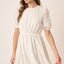 Vestido Mini de Manga Abullonada con Ojal Elegante