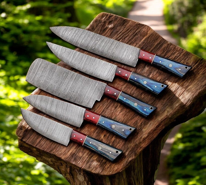 Exquisite Handmade Damascus Knife Collection with Elegant Wood Handles - Korvel