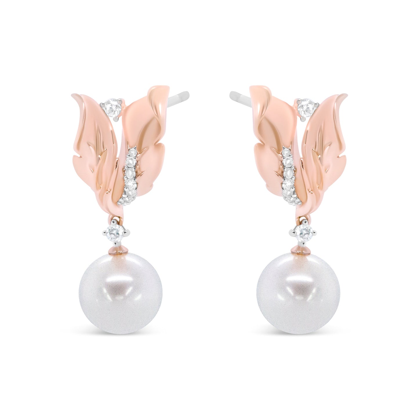 Boucles d'oreilles pendantes florales en or rose 14K avec diamants et perles