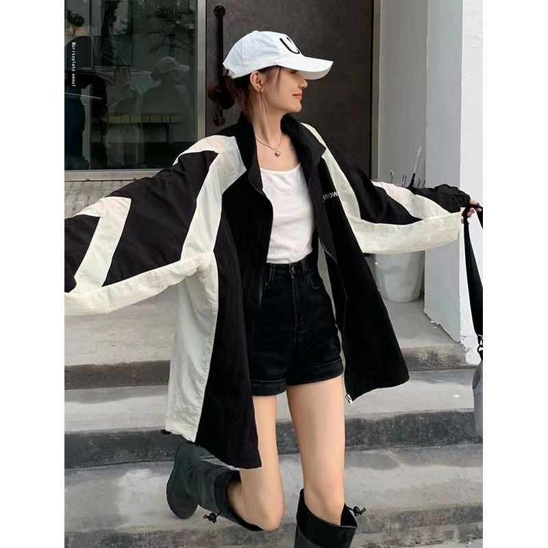 Retro Outdoor Windbreaker Jacket for Women