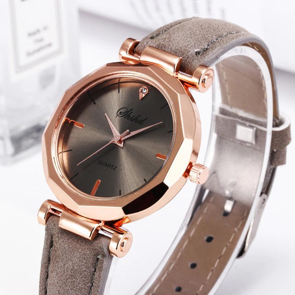 Montre en cuir avec strass pour femmes