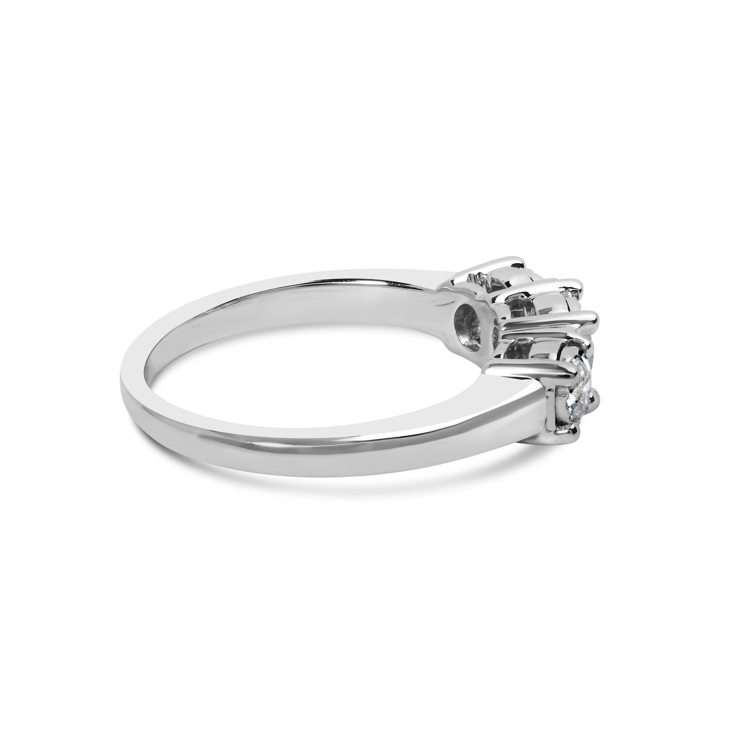 Anillo de Tres Piedras de Diamante Creado en Laboratorio de Oro Blanco de 14K - Talla 7