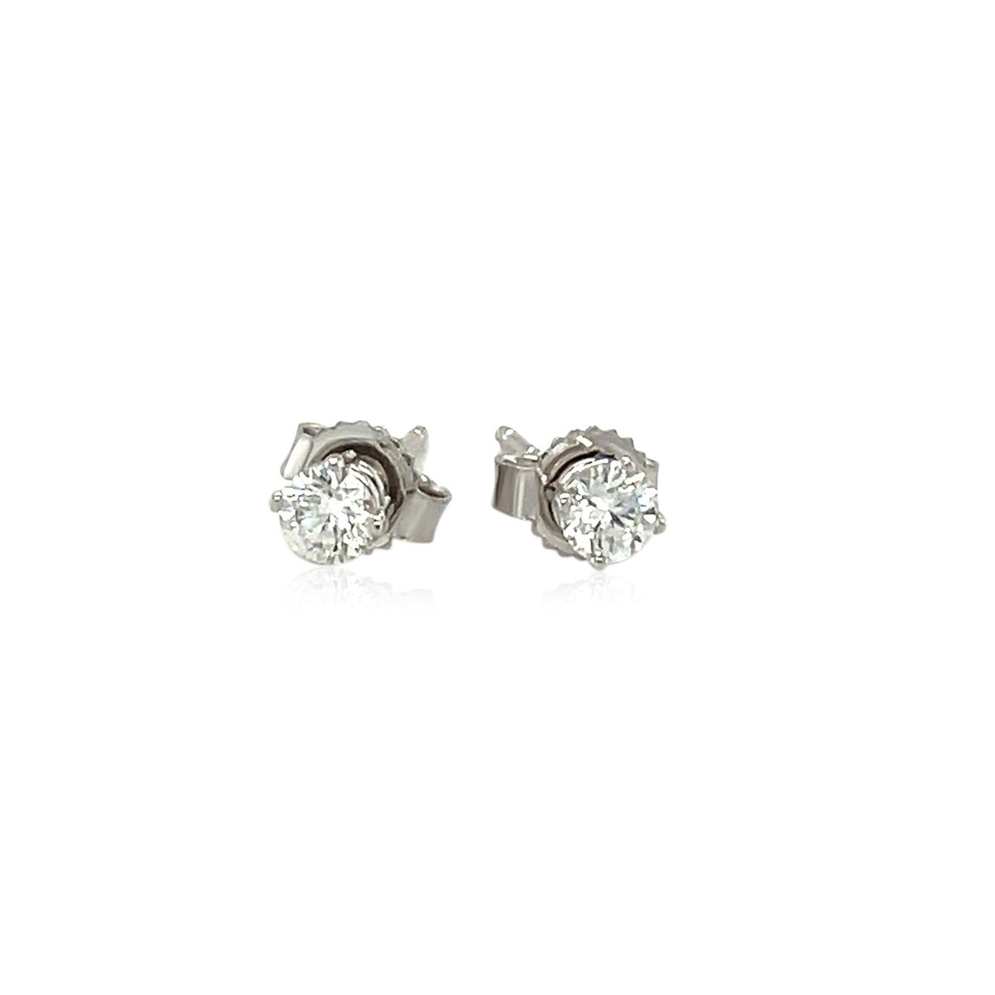 Pendientes de diamantes de cuatro garras en oro blanco de 14k