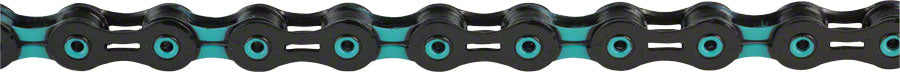Cadena KMC DLC 11 - 11 Velocidades 118 Eslabones Negro/Celeste