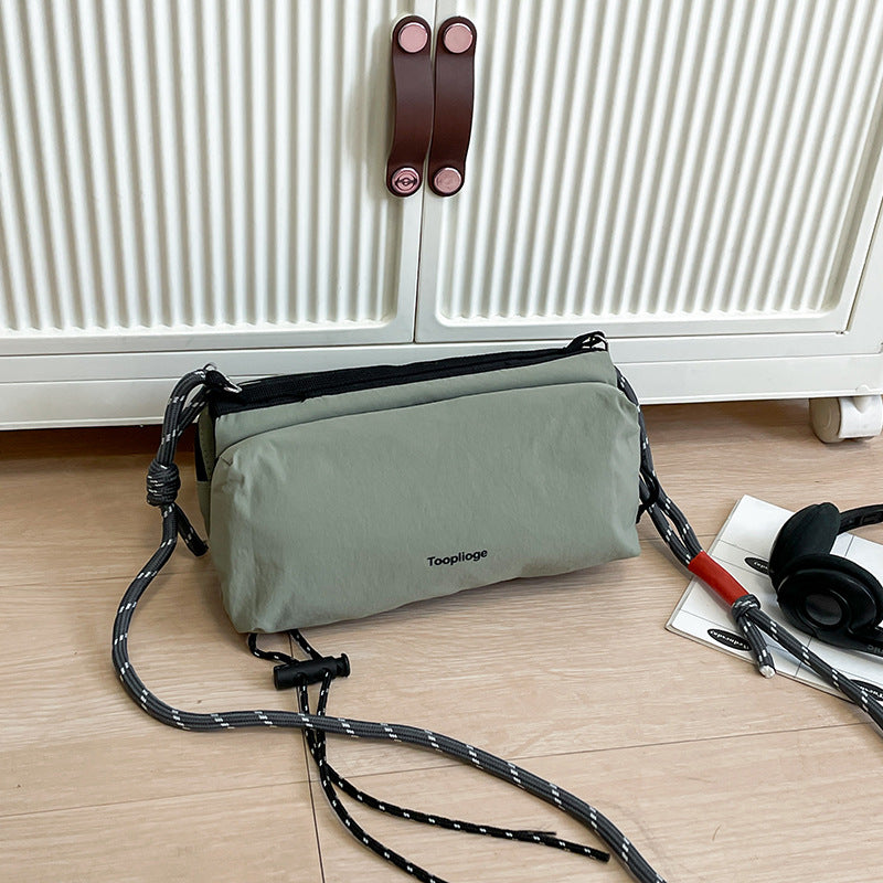 Premium Water Bottle Messenger Bag for Everyday Use
