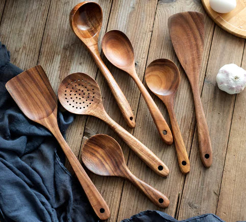 Juego de Utensilios de Teak Hechos a Mano de 7 Piezas