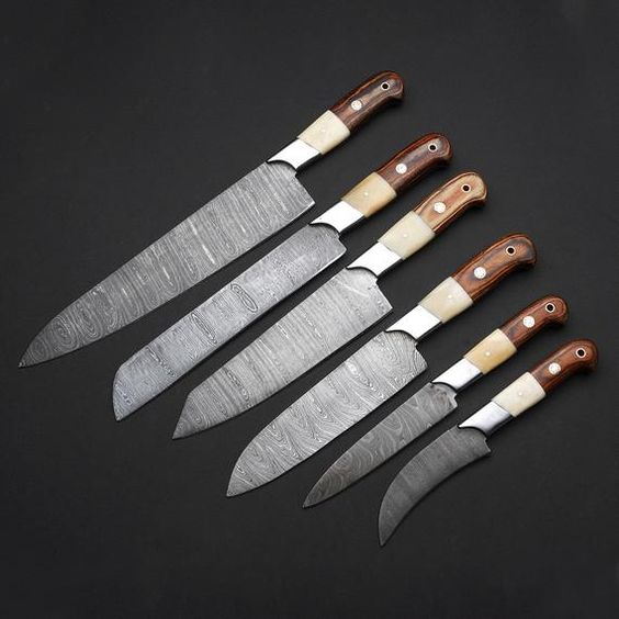 Exquisite Handmade Damascus Steel Kitchen Knife Collection - Korvel