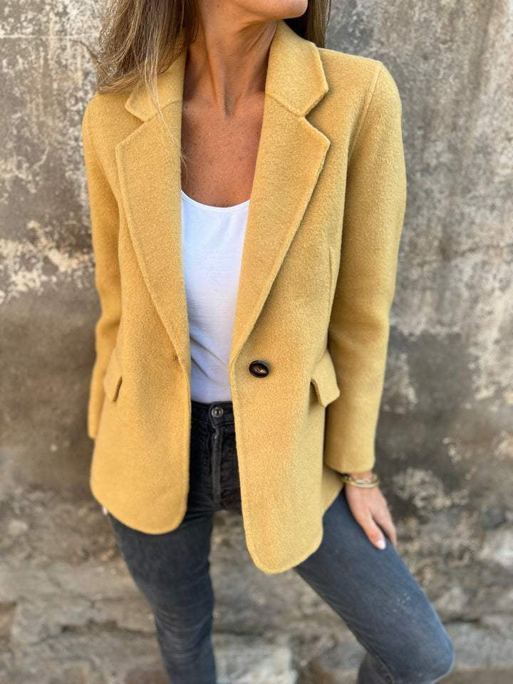 Ins Button Lapel Short Blazer Winter Fashion Commuter Jacket Outwear Women's Clothing - Korvel