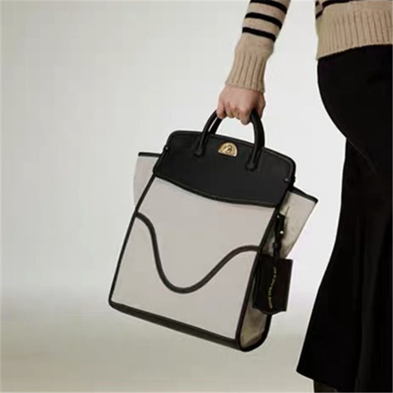 Stylish Casual Backpack for Commuting and Travel