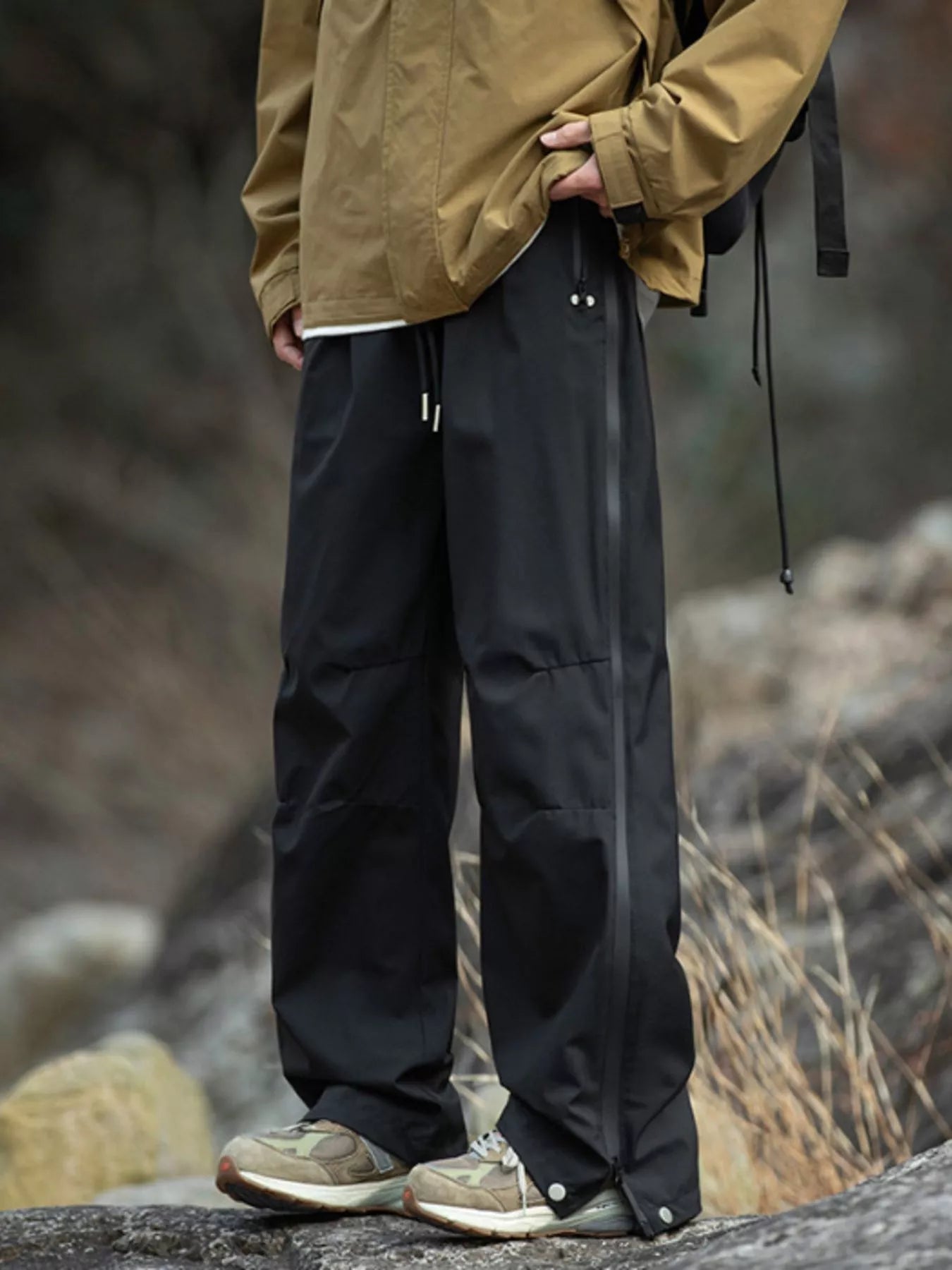 Men's Tactical Cargo Pants for Outdoor Adventures
