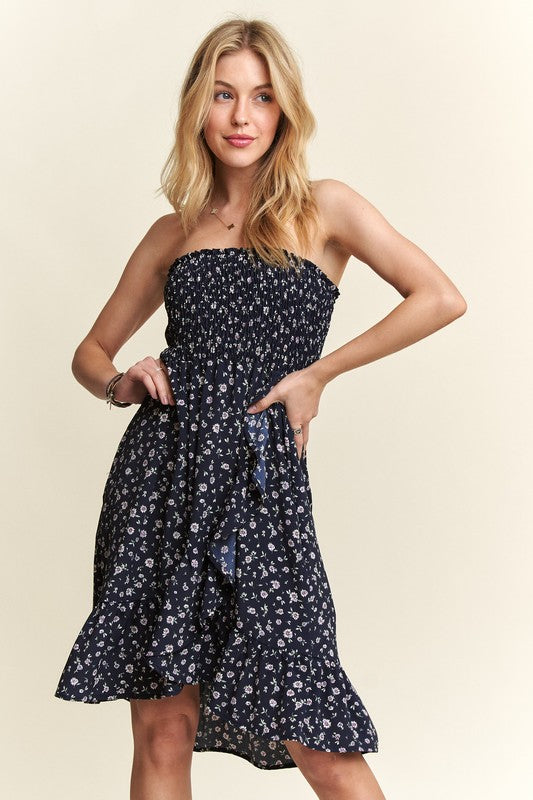 Robe tube florale smockée avec poches pour l'été