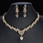 Conjunto de Joyería de Zirconio Dorado Elegante - Collar y Pendientes de Novia
