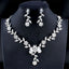 Conjunto de Joyería de Zirconio Dorado Elegante - Collar y Pendientes de Novia