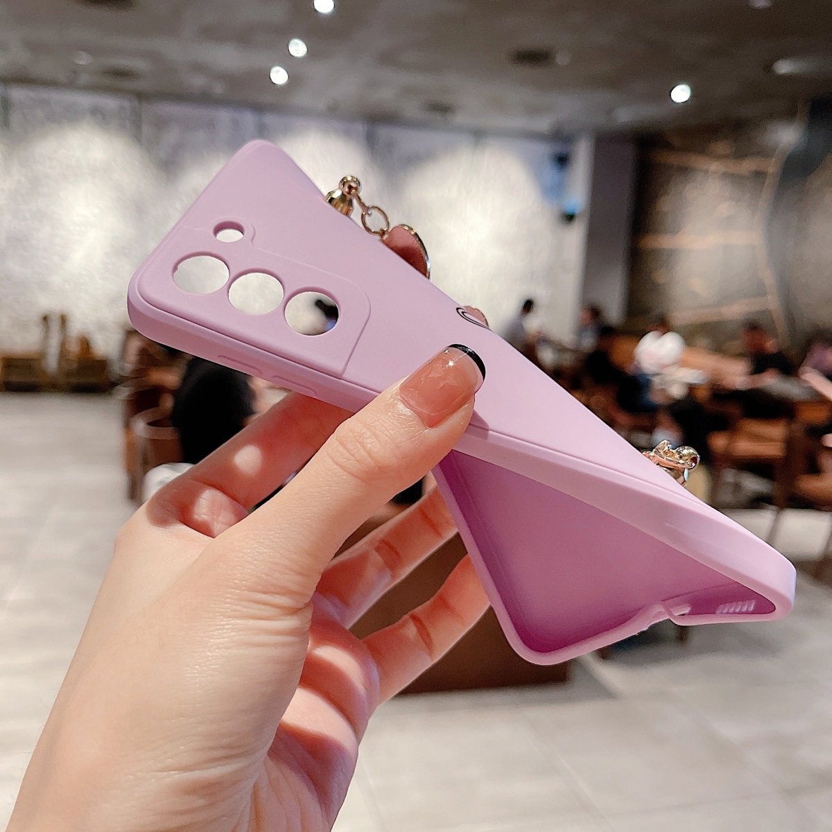 Love Chain Phone Case - Bronzing Hollow, Drop Resistant