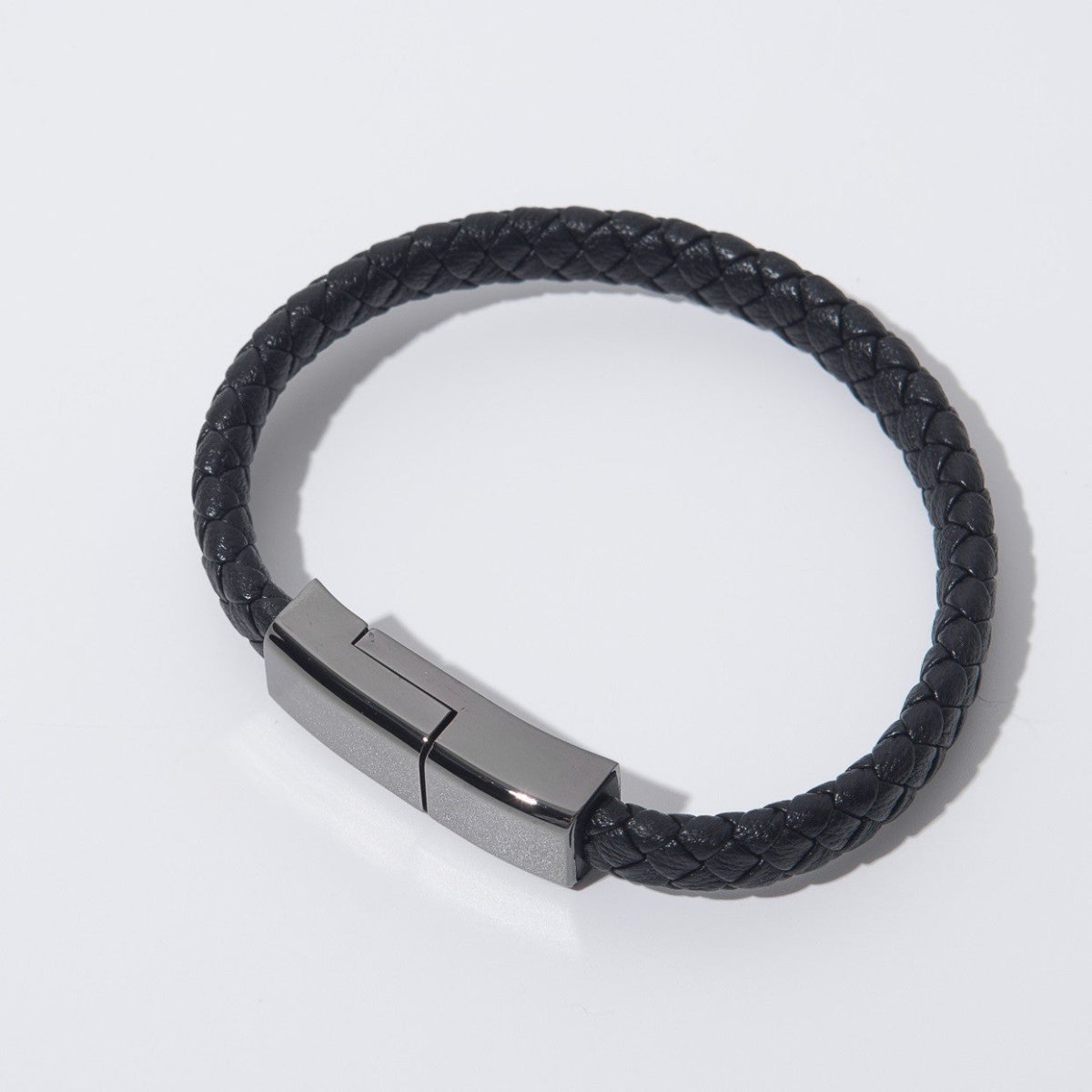 Cable USB de Carga en Forma de Pulsera Estilosa para iPhone y Android