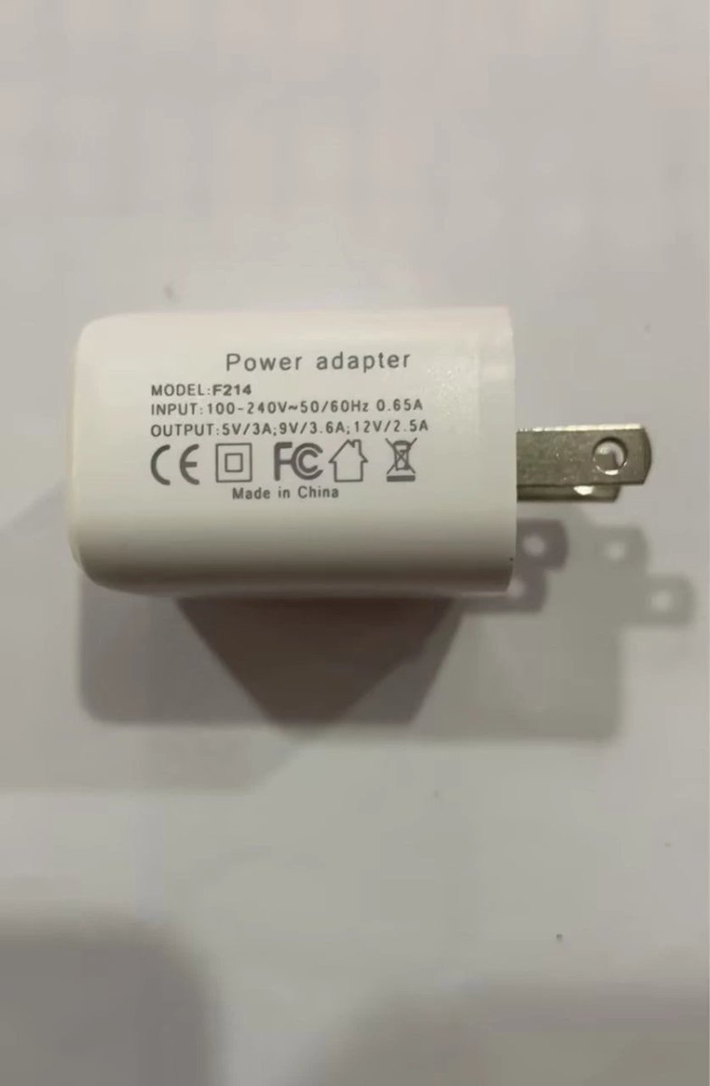 Lampe LED intelligente en forme de G avec haut-parleur Bluetooth et chargeur sans fil