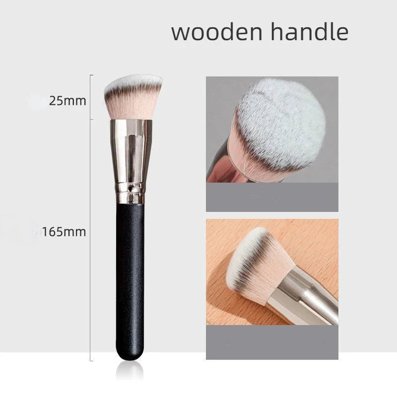 Brochas de Maquillaje Anguladas y Sin Costuras