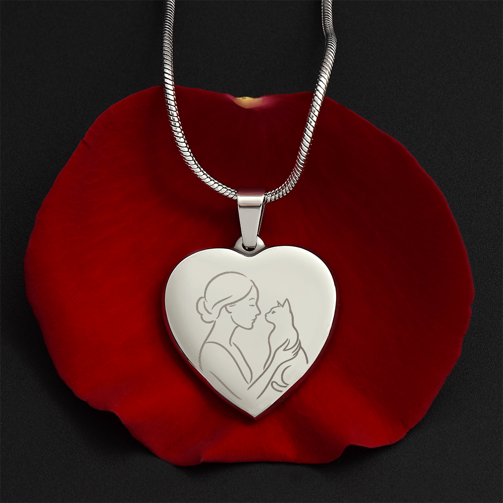 Collier en cœur de Cat Lady – Pendentif en ligne gravé