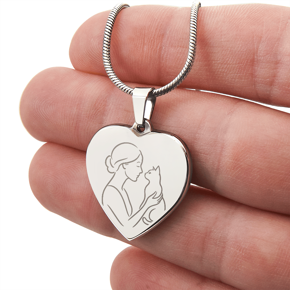 Collier en cœur de Cat Lady – Pendentif en ligne gravé