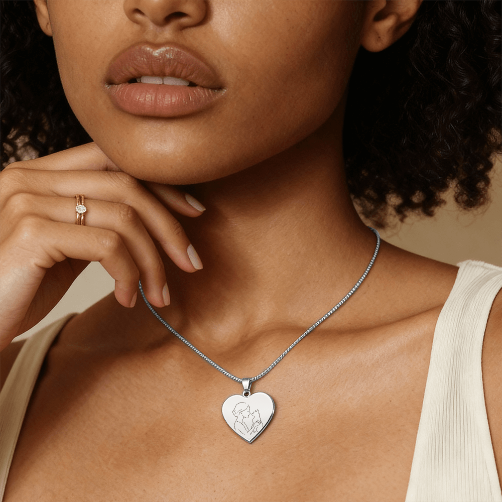 Collier en cœur de Cat Lady – Pendentif en ligne gravé