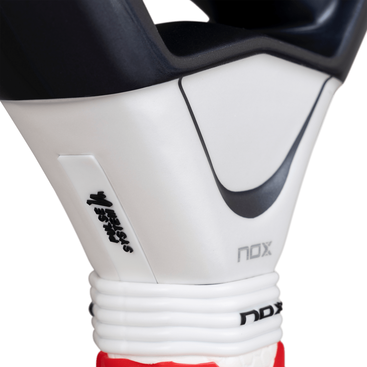 NOX AT10 Genius 12K Alum Xtreme Lite 2026 Paddle