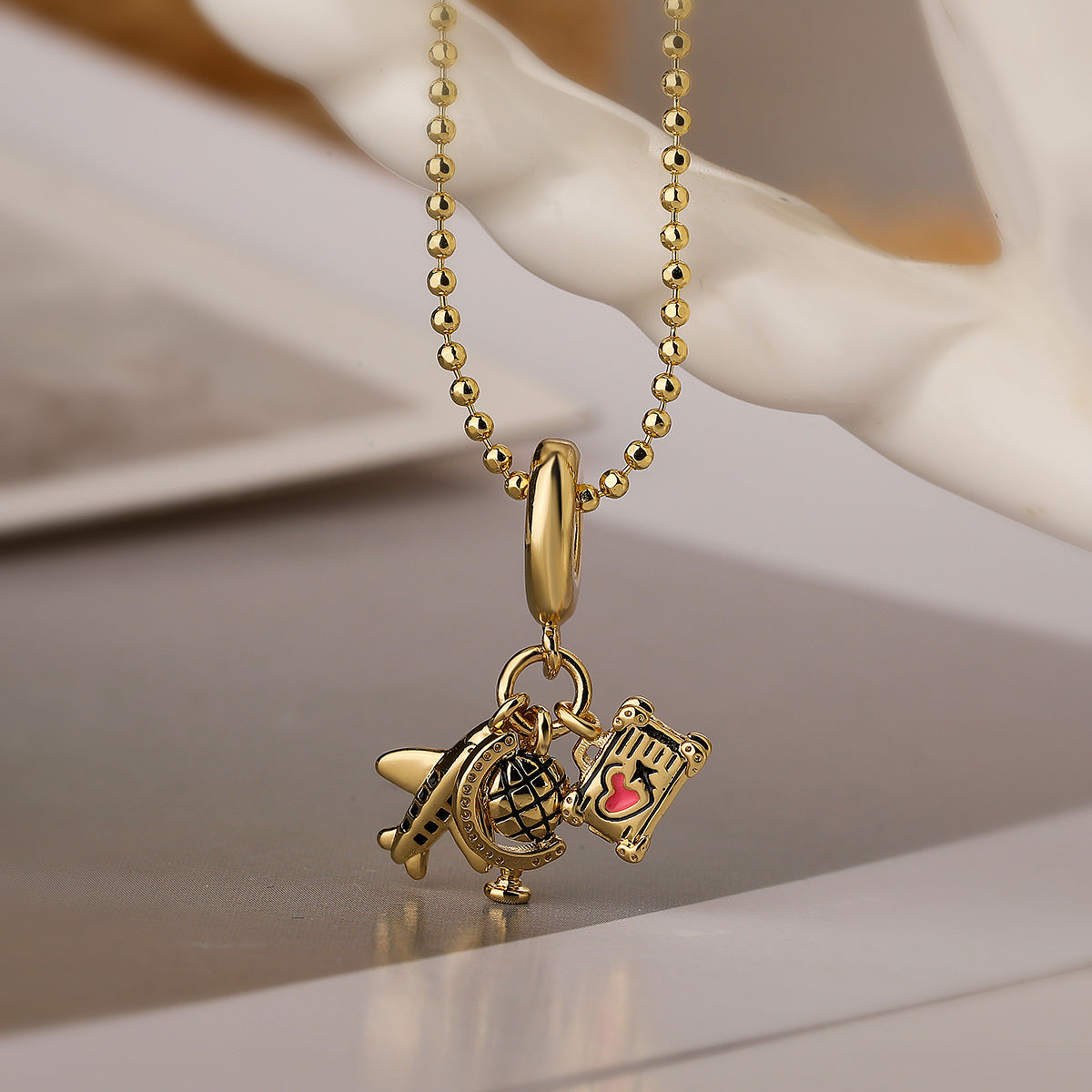 Elegant Copper Gold Plated Zircon Camera Pendant Necklace