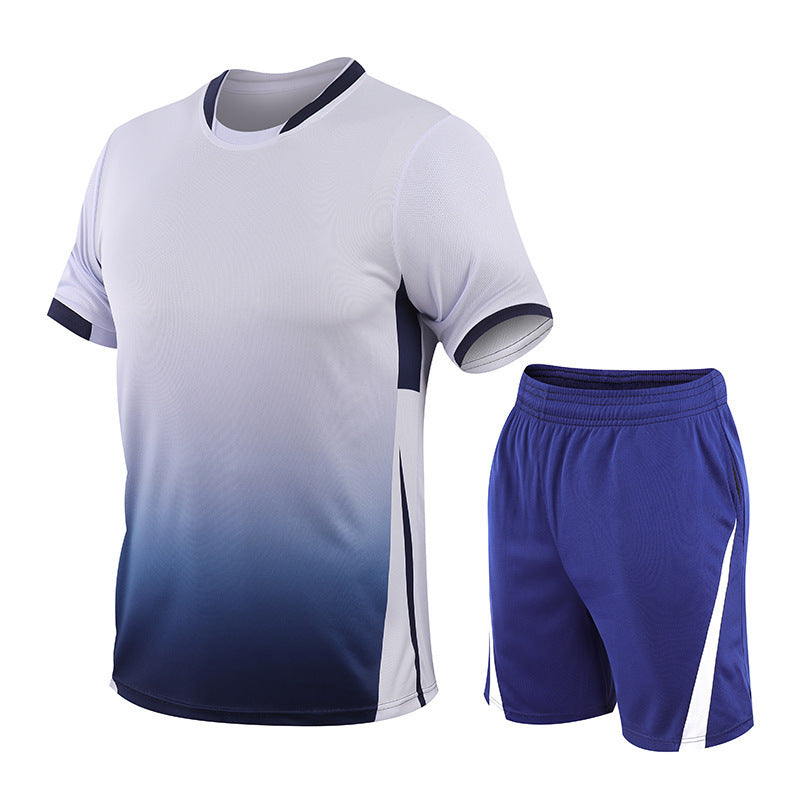 Conjunto de camiseta de manga corta suelta y pantalones cortos con degradado de verano