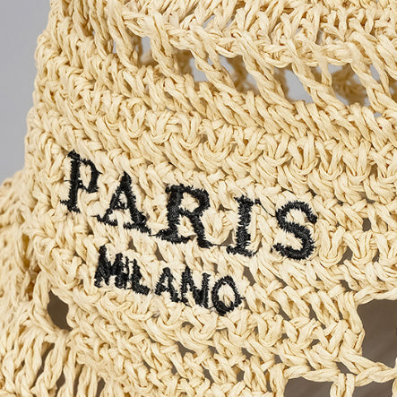 Chapeau de plage en toile brodé fait main