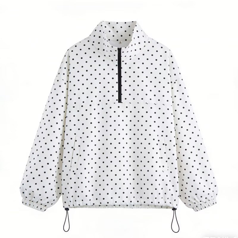 Chaqueta con capucha de media cremallera y lunares a la moda