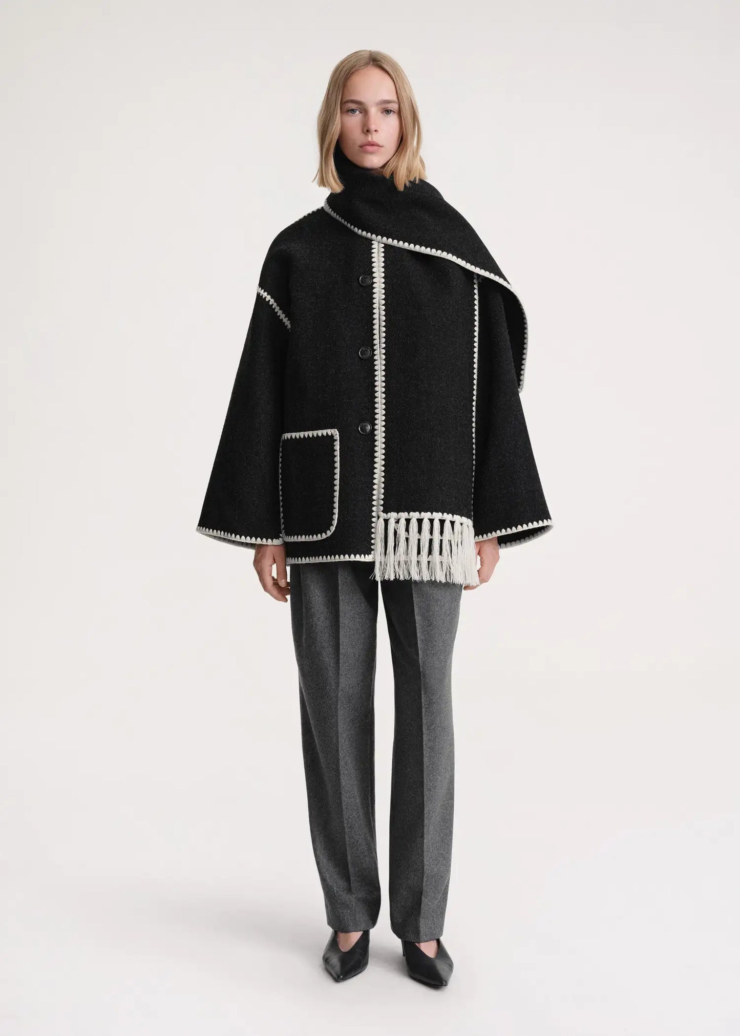 Dejavu Skarf Jacket - Stylish and Versatile Outerwear